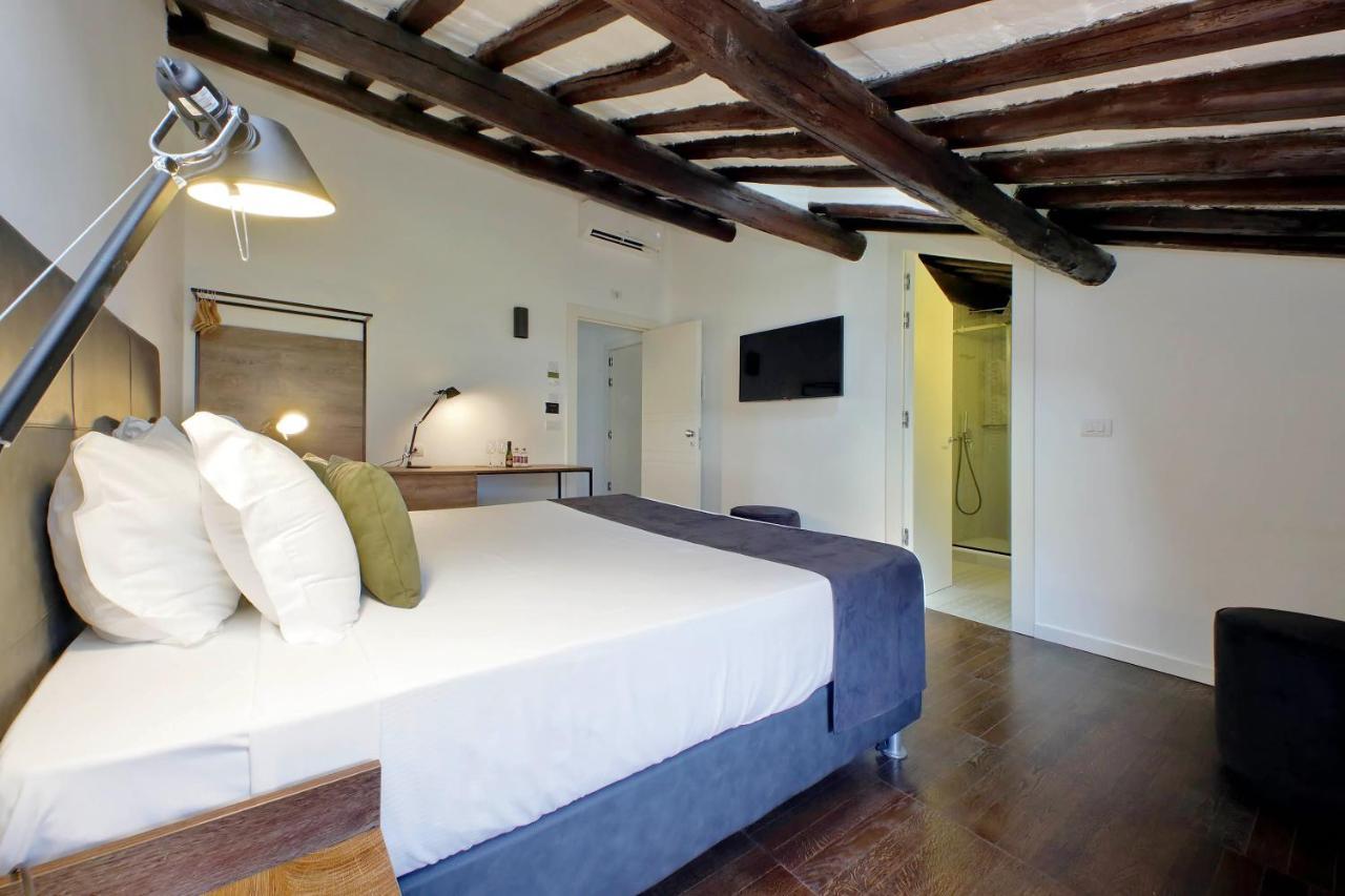Youroom Corsini Rome Bagian luar foto